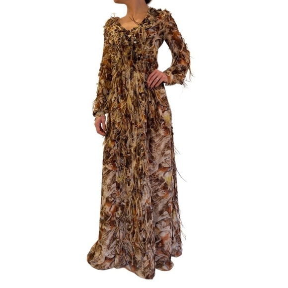 Carolina Herrera Black tie Gown with feather and crystal embellished - Picture 5 of 16